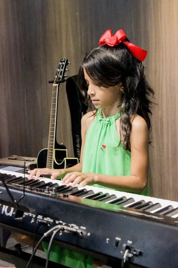 Aula de teclado na Academy Music Classes