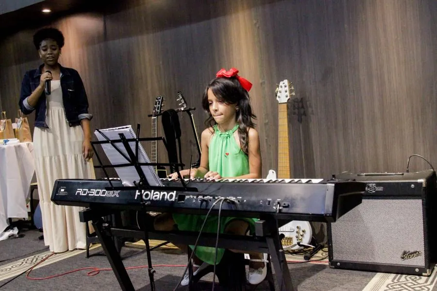 Aula de teclado na Academy Music Classes